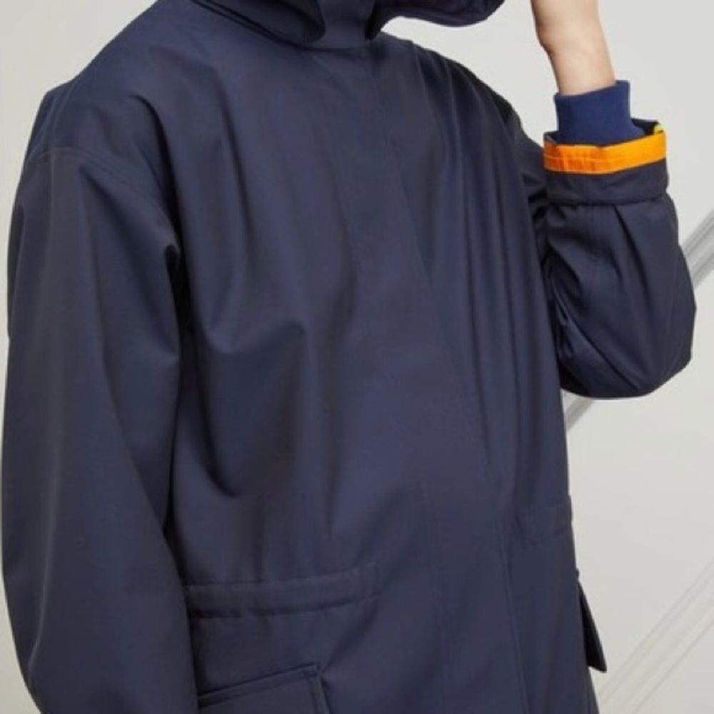 Loro Piana Techno Hooded Rain Coat In Navy Blue - Picture 4 of 6